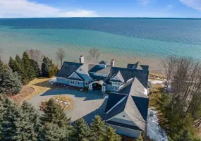 Traverse City, Michigan Home for sale , 5 Bedrooms Bedrooms,5 BathroomsBathrooms,16768 Wrightwood Terrace Drive,473610