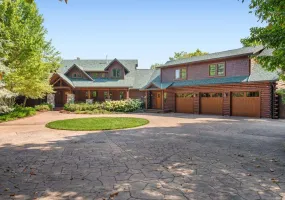 Charlevoix, Michigan Home for sale , 7 Bedrooms Bedrooms,5 BathroomsBathrooms,5120 Sequanota Drive,475051