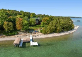 Charlevoix, Michigan Home for sale , 7 Bedrooms Bedrooms,5 BathroomsBathrooms,5120 Sequanota Drive,475051